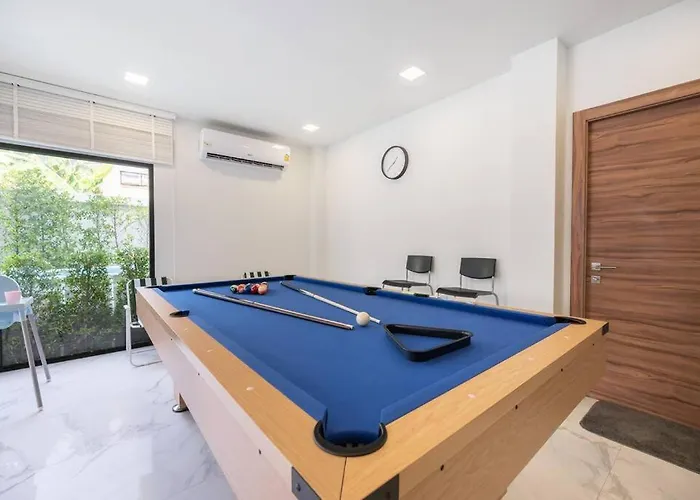 Miq Ekkamai3_pool Villa_3br House * 曼谷